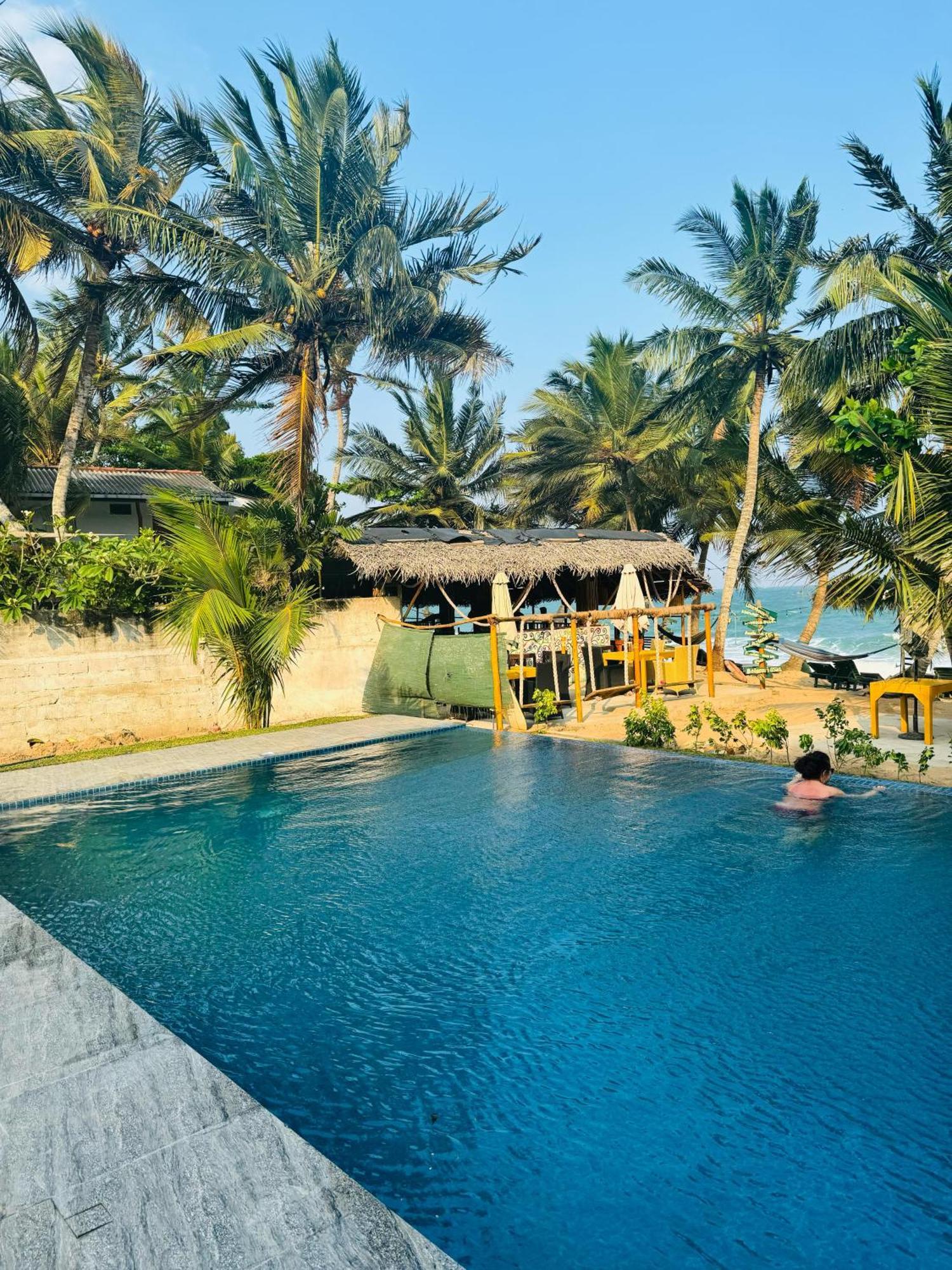 Frangipani Beach Villa Tangalle Exterior photo