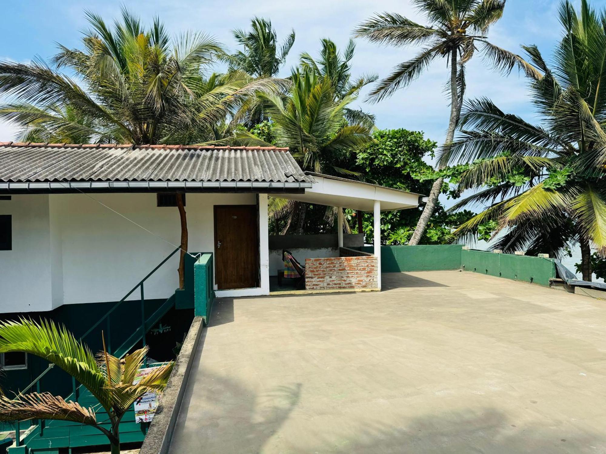 Frangipani Beach Villa Tangalle Exterior photo